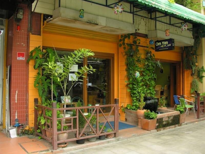 Oyo 437 Hostel Na Nara بانكوك المظهر الخارجي الصورة