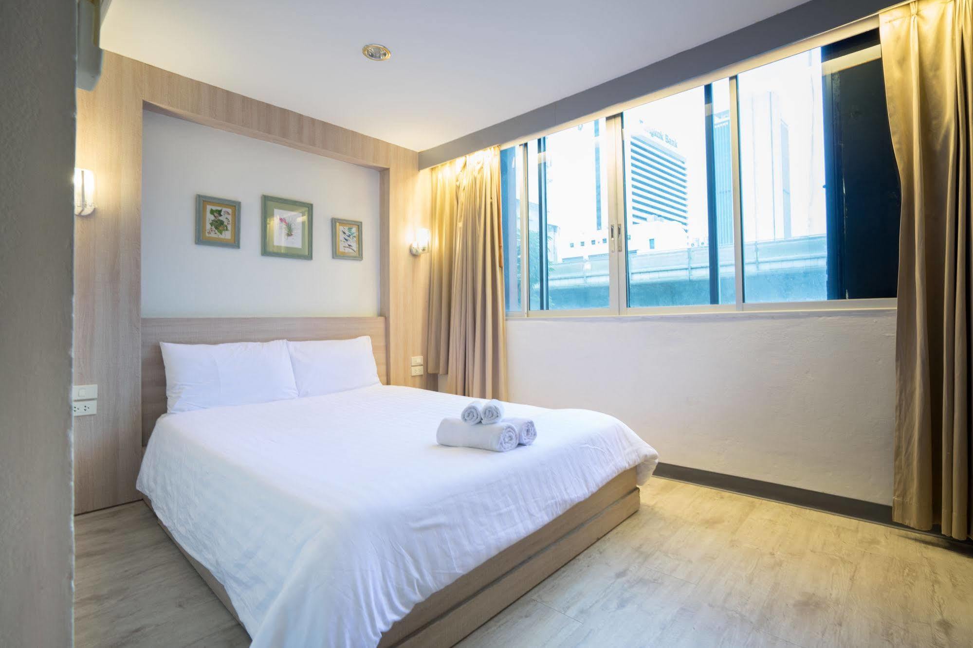 Oyo 437 Hostel Na Nara بانكوك المظهر الخارجي الصورة