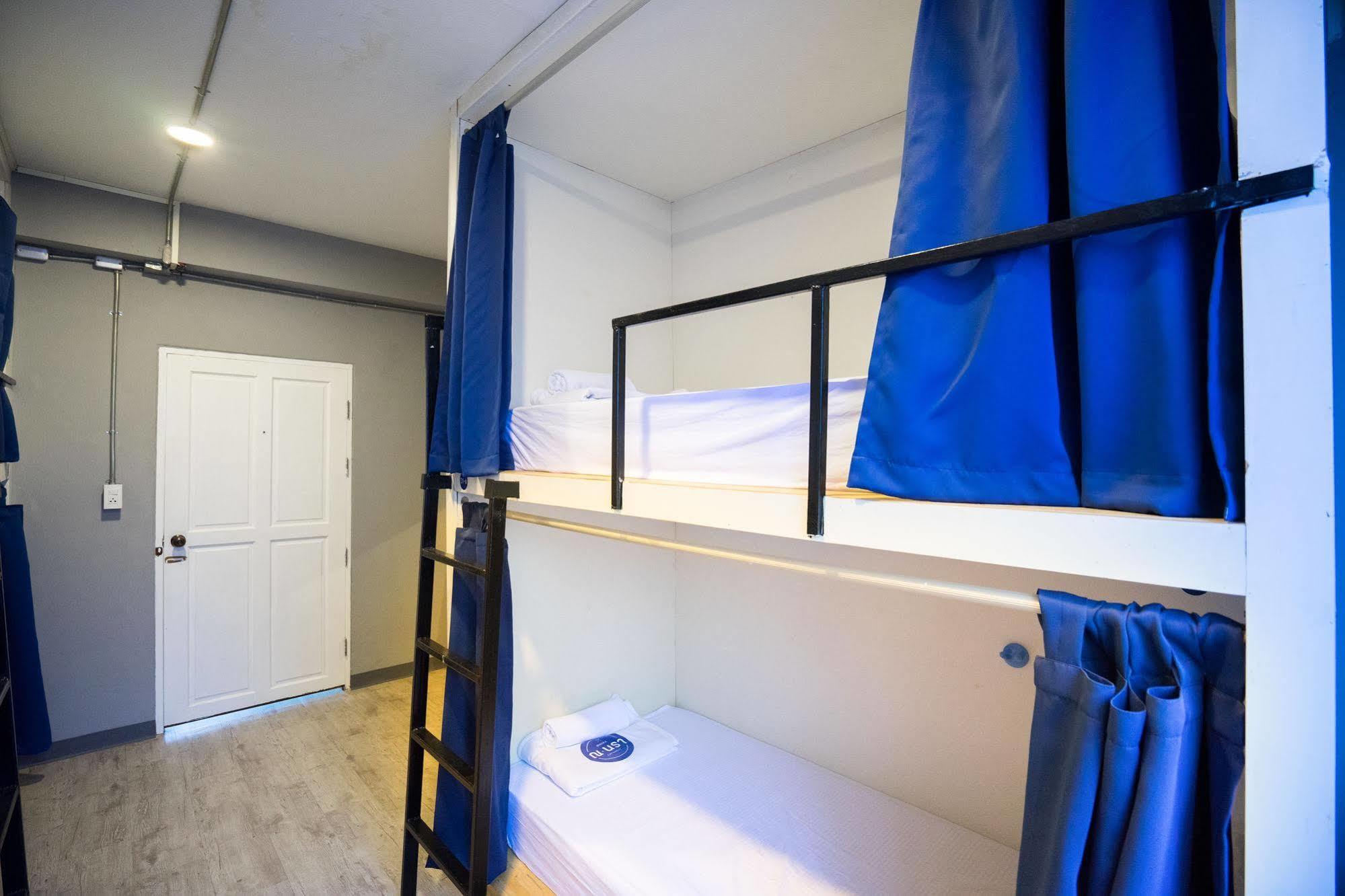 Oyo 437 Hostel Na Nara بانكوك المظهر الخارجي الصورة