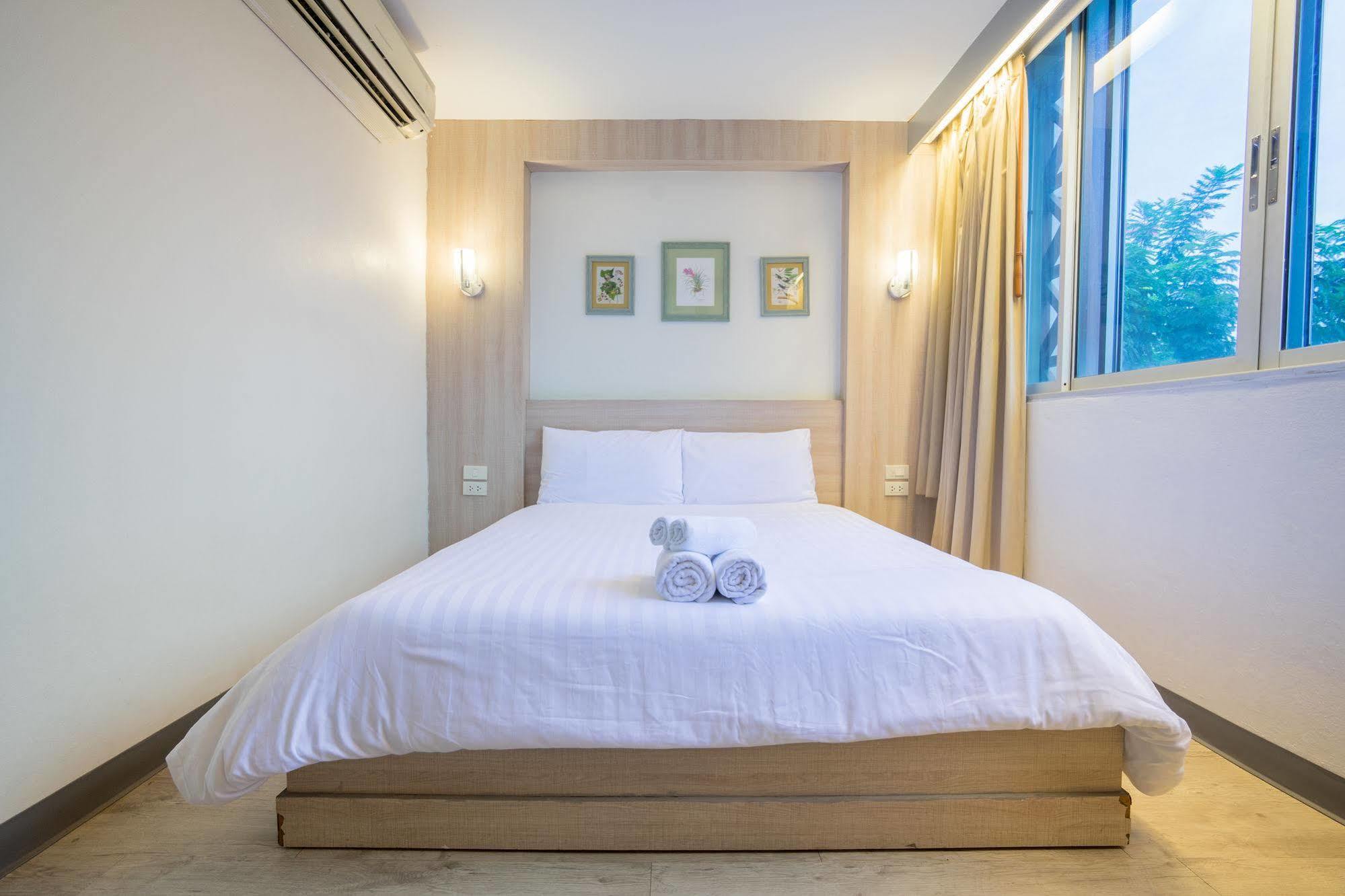 Oyo 437 Hostel Na Nara بانكوك المظهر الخارجي الصورة