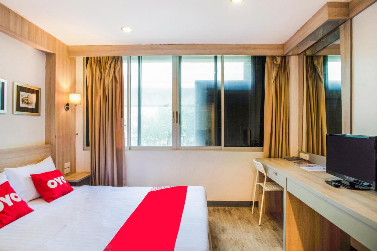 Oyo 437 Hostel Na Nara بانكوك المظهر الخارجي الصورة