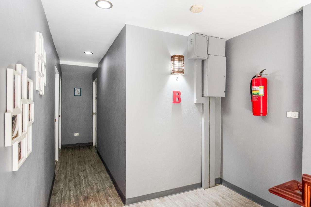 Oyo 437 Hostel Na Nara بانكوك المظهر الخارجي الصورة