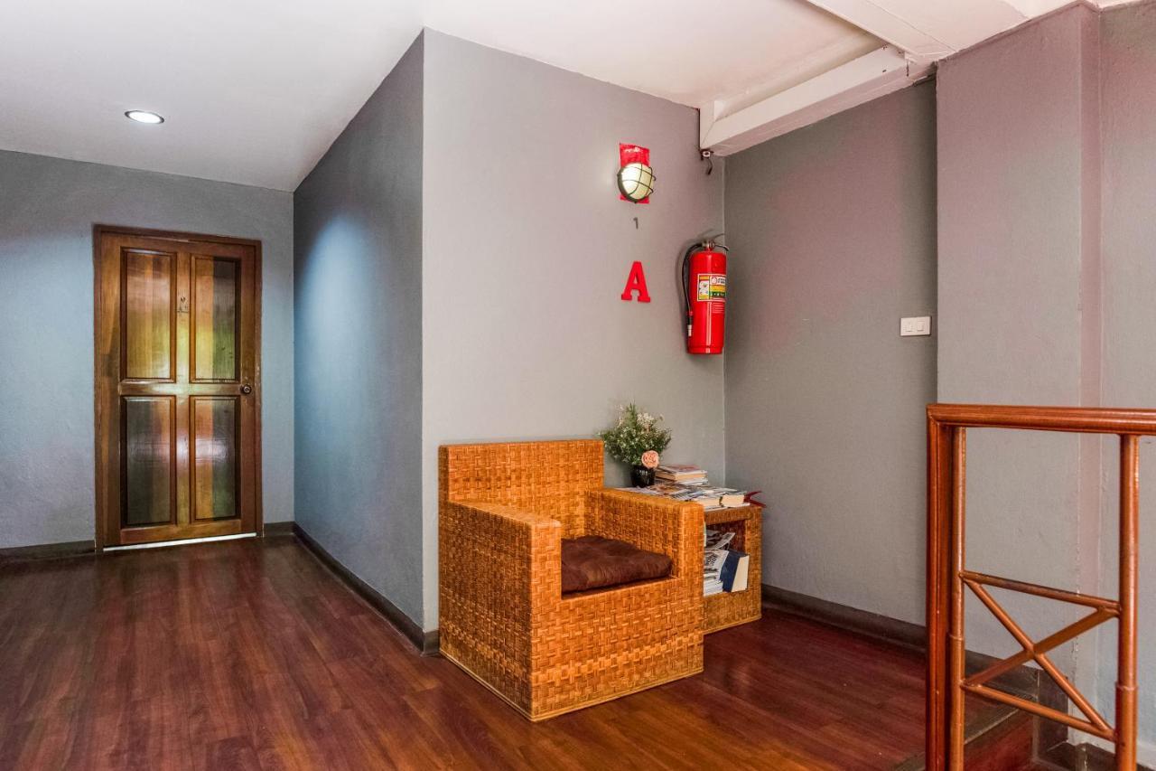 Oyo 437 Hostel Na Nara بانكوك المظهر الخارجي الصورة