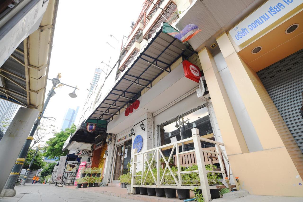 Oyo 437 Hostel Na Nara بانكوك المظهر الخارجي الصورة